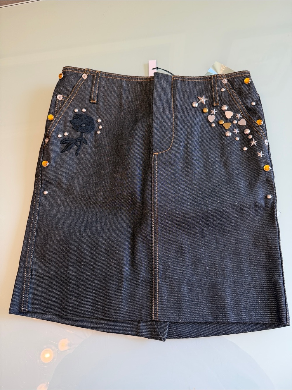Coach 1941 Denim Embroidered Dark Wash Skirt Metal Hearts & Grommets Size 2